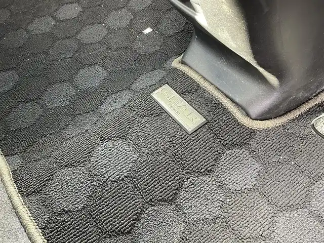 スズキ スペーシア ギア HYBRID XZターボ 青森県 2022(令4)年 7.5万km シフォンアイボリーM ワンオーナー/4WD/ターボ/純正ホイール夏タイヤ装着/社外スタッドレスタイヤ3本車載/メモリナビ/フルセグテレビ/バックカメラ/ドライブレコーダー/アラウンドビューモニター/アイドリングストップ/ウィンカーミラー/クルーズコントロール/ドアバイザー/プッシュスタート/両側パワースライドドア/ETC/運転席助手席シートヒーター/ハンズフリー/純正フロアマット