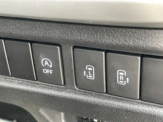 スズキ スペーシア ギア HYBRID XZターボ 青森県 2022(令4)年 7.5万km シフォンアイボリーM ワンオーナー/4WD/ターボ/純正ホイール夏タイヤ装着/社外スタッドレスタイヤ3本車載/メモリナビ/フルセグテレビ/バックカメラ/ドライブレコーダー/アラウンドビューモニター/アイドリングストップ/ウィンカーミラー/クルーズコントロール/ドアバイザー/プッシュスタート/両側パワースライドドア/ETC/運転席助手席シートヒーター/ハンズフリー/純正フロアマット