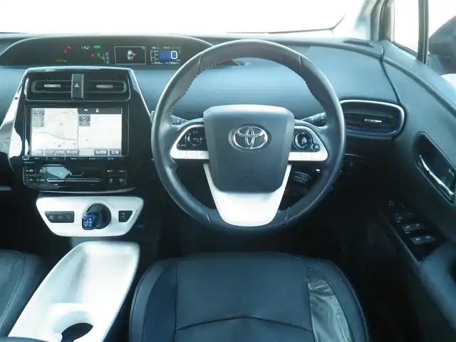 トヨタ プリウス A プレミアム　ツーリングセレ 神奈川県 2015(平27)年 16万km エモーショナルレッド セーフティセンスP/・プリクラッシュセーフティ/・レーンディパチャーアラート/・オートマチックハイビーム/・レーダークルーズコントロール/純正9インチSDナビ　フルセグTV/（DVD再生可/Bluetooth/SD/SD録音可）/バックカメラ/クリアランスソナー/黒革シート/パワーシート/前席シートヒーター/ブラインドスポットモニタリング/LEDヘッドランプ/LEDフォグランプ/ビルトインETC（DSRC）/スマートキーx2/AC100V電源/点検記録（全てトヨタディーラーで実施）/　28/12  30/3  30/11  R1/11/ R2/11  R3/12  R4/11/R5/11  R6/11  R7/11