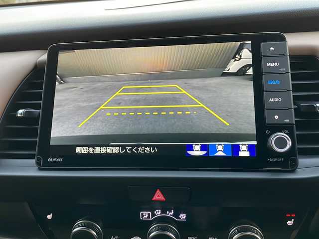 ホンダ フィット e:HEVリュクス 新潟県 2020(令2)年 2.4万km プレミアムグラマラスブロンズP 純正9インチナビ/バックカメラ/置くだけ充電/Blueooth/USB/プッシュスタート/スマートキー/ETC/ホンダエセンシング/シートヒーター/LEDヘッドライト/ハーフレザー/前後ドラレコ/純正フロアマット/純正アルミホイール