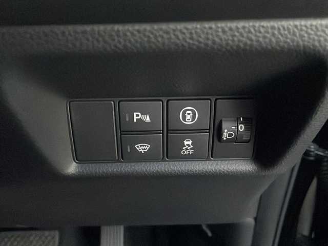 ホンダ フィット e:HEVリュクス 新潟県 2020(令2)年 2.4万km プレミアムグラマラスブロンズP 純正9インチナビ/バックカメラ/置くだけ充電/Blueooth/USB/プッシュスタート/スマートキー/ETC/ホンダエセンシング/シートヒーター/LEDヘッドライト/ハーフレザー/前後ドラレコ/純正フロアマット/純正アルミホイール