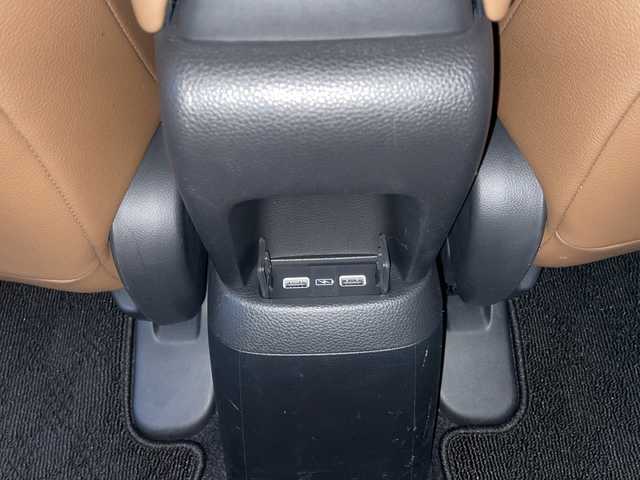 ホンダ フィット e:HEVリュクス 新潟県 2020(令2)年 2.4万km プレミアムグラマラスブロンズP 純正9インチナビ/バックカメラ/置くだけ充電/Blueooth/USB/プッシュスタート/スマートキー/ETC/ホンダエセンシング/シートヒーター/LEDヘッドライト/ハーフレザー/前後ドラレコ/純正フロアマット/純正アルミホイール