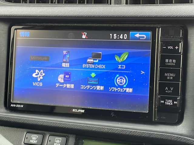 トヨタ アクア S 山口県 2013(平25)年 6.4万km スーパーホワイトⅡ 社外SDナビ　【AVN-Z03iW】/・Bluetooth接続/・DVD再生機能有/・フルセグTV/・AM/FM/・DS/ETC/純正フロアマット/スマートキー/プッシュスタート/ドアバイザー/ウィンカーミラー/取扱説明書