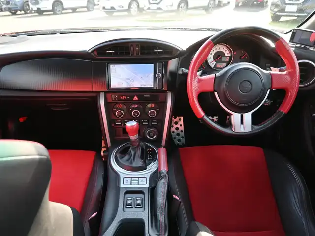 トヨタ ８６ GT リミテッド 千葉県 2012(平24)年 6.6万km オレンジメタリック BLITZエアクリーナー/TRDフロントストラットタワーバー/TRDモーションコントロールビーム/クルーズコントロール/純正SDナビ/地デジTV/【DVD/CD再生機能　Bluetooth接続】/バックカメラ/ハーフレザーシート/革巻きステアリング/HIDヘッドライト/フォグライト/純正17インチアルミホイル/サイド/カーテンエアバッグ/スマートキー