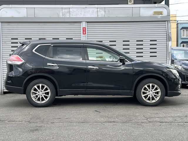 日産 エクストレイル 20X エマージェンシーブレーキ 道央・札幌 2015(平27)年 12.2万km ダイヤモンドブラック ４WD/衝突被害軽減システム/純正SDナビ/（AM/FM/CD/DVD/TV/AUX）/純正フロアマット/社外AW/ETC/社外AW/全方位カメラ/前後コーナーセンサー/シートヒーター/Wエアコン/ステアリングスイッチ/フォグランプ/オートライト/電動格納ミラー