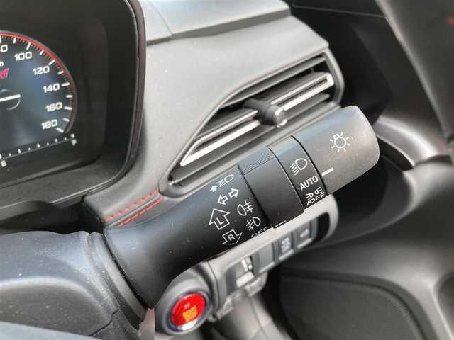 スバル レヴォーグ 1．8STIスポーツ EX 長崎県 2021(令3)年 3万km WRブルーパール アイサイトX/・衝突被害軽減ブレーキ/・レーダークルーズコントロール/・レーンキープアシスト/STiスポイラー/メーカーOPナビ/・Bluetooth接続/・フルセグTV/バックカメラ/ETC/革シート/・パワーシート/・シートヒーター/MTモード付AT/パドルシフト/LEDオートヘッドライト/電子パーキング/革巻きステアリング/ステアリングスイッチ/ドライブレコーダー【ZDR-015】/ISOFIX/パワーバックドア