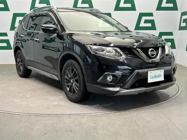 日産 エクストレイル 20X ブラックエクストリーマーX エマB 鹿児島県 2015(平27)年 6.4万km ダイヤモンドブラック 4WD/エマージェンシーブレーキ/踏み間違い衝突防止アシスト/車線逸脱警報/進入禁止標識検知/純正7インチメーカーOPナビ/（CD/DVD/フルセグ/USB/AM/FM）/インテリジェントアラウンドビューモニター/バックカメラ/社外デジタルインナーミラー型前後ドライブレコーダー/ビルトインETC/革巻きステアリング/ステアリングリモコン/ハーフレザーシート/撥水カプロンシート/前席シートヒーター/純正LEDヘッドライト/フロントフォグランプ/オートライト/アイドリングストップ/前後コーナーセンサー/純正フロアマット/純正ドアバイザー/純正17インチアルミ