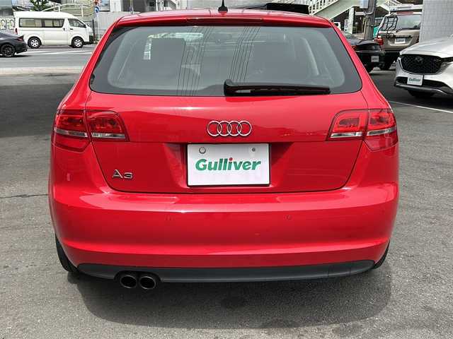 アウディ Ａ３ スポーツバック 1．4 TFSI 京都府 2010(平22)年 10.6万km 赤 純正SDナビ　/フルセグTV　/バックカメラ　/ターボ　/前後コーナーセンサー　/LEDヘッドライト/スマートキー　/純正AW　/アイドリングストップ　/純正ビルトインETC　/Bluetooth/CD/DVD再生機能 /USB /シートカバー/フロントフォグランプ/Wサイドエアバッグ