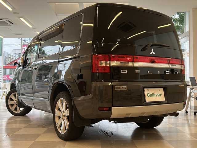 三菱 デリカＤ：５ G－Navi package 岐阜県 2007(平19)年 9.6万km 黒 ４WD/ナビパッケージ/純正ナビゲーション/バックモニター/サイドモニター/フロントモニター/クルーズコントロール/電動スライドドア/ETC/ドライブレコーダー/スマートキー/HIDヘッドライト/純正フロアマット/オートライト