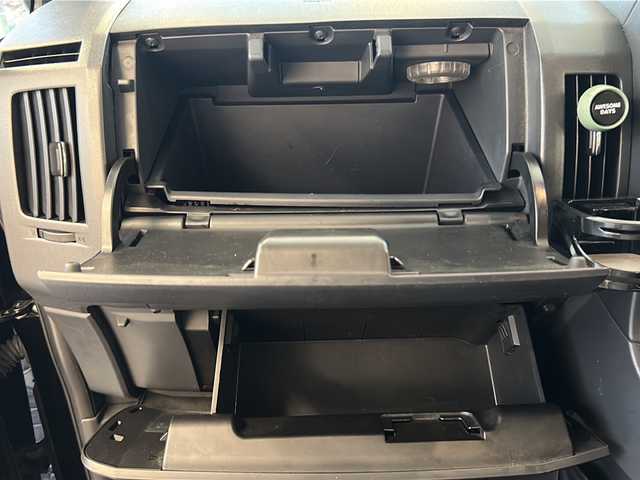 三菱 デリカＤ：５ G－Navi package 岐阜県 2007(平19)年 9.6万km 黒 ４WD/ナビパッケージ/純正ナビゲーション/バックモニター/サイドモニター/フロントモニター/クルーズコントロール/電動スライドドア/ETC/ドライブレコーダー/スマートキー/HIDヘッドライト/純正フロアマット/オートライト