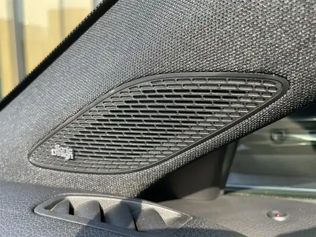 メルセデス・ベンツ Ｍ・ベンツ Ａ２００ｄ AMGライン 石川県 2019(令1)年 4.6万km コスモスブラック レーダーセーフティパッケージ/AMGレザーエクスクルーシブパッケージ/アドバンスドパッケージ/ナビゲーションパッケージ/パノラミックスライディングルーフ/本革レザーシート赤／黒/前席シートヒーター/前席パワーシート/純正ナビＴＶ/全方位360度カメラ/ブラインドスポットモニター/クリアランスソナー/アダプティブクルーズコントロール/衝突軽減システム/ＬＥＤヘッドライト/アンビエントライト/アドバンスドサウンド