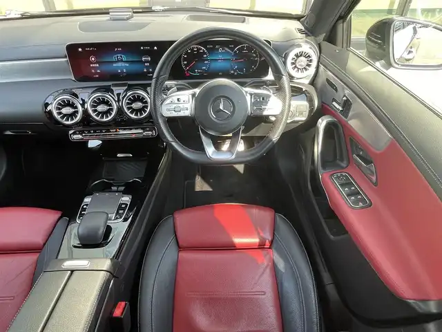 メルセデス・ベンツ Ｍ・ベンツ Ａ２００ｄ AMGライン 石川県 2019(令1)年 4.6万km コスモスブラック レーダーセーフティパッケージ/AMGレザーエクスクルーシブパッケージ/アドバンスドパッケージ/ナビゲーションパッケージ/パノラミックスライディングルーフ/本革レザーシート赤／黒/前席シートヒーター/前席パワーシート/純正ナビＴＶ/全方位360度カメラ/ブラインドスポットモニター/クリアランスソナー/アダプティブクルーズコントロール/衝突軽減システム/ＬＥＤヘッドライト/アンビエントライト/アドバンスドサウンド