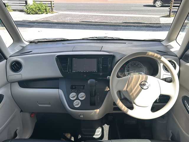 日産 デイズ ルークス S 沖縄県 2019(令1)年 1.2万km ブラック 禁煙車　/エマージェンシーブレーキ　/社外ナビ　/（ＴＶ／Ｂｌｕｅｔｏｏｔｈ／ＦＭ／ＡＭ）/ＥＴＣ　/両側スライドドア　/バックカメラ　/前方ドラレコ　/アイドリングストップ　/電動格納ミラー　/踏み間違い防止アシスト/ACエアコン