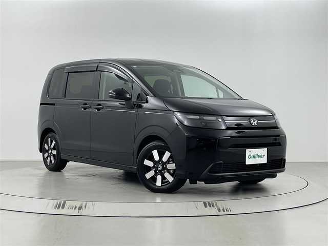 ホンダ フリード ハイブリット e:HEV AIR EX 埼玉県 2025(令7)年 0.4万km クリスタルブラックパール ・ホンダセンシング/・純正９インチナビゲーション/（フルセグTV/Bluetooth/アップルカープレイ/アンドロイドオート/）/・バックカメラ/・両側パワースライドドア /・アダプティブクルーズコントロール/・車線維持支援システム/・ブラインドスポットインフォメーション/・パーキングセンサー/・ハーフレザーシート /・シートヒーター /・前後ドライブレコーダーDRH-229ND/・ETC/・オートLEDヘッドライト/・ECON/・電動パーキングブレーキ/・ブレーキホールド/・スマートキー/・プッシュスタート