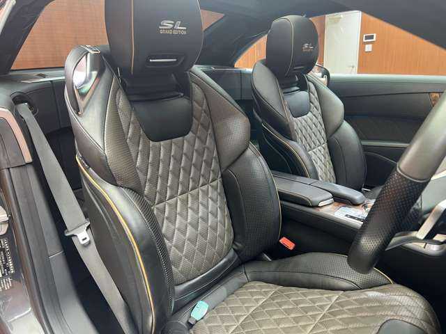 メルセデス・ベンツ ＳＬ４００ グランドエディション 千葉県 2020(令2)年 5.3万km グレー マジックスカイコントロールパノラミックバリオルーフ　/茶黒革シート　/ｈａｒｍａｎｋａｒｄｏｎサウンド　/ナビ　/ＴＶ　/Ｂｌｕｅｔｏｏｔｈ接続　/Ｂカメラ　/シートＨ　/ベンチレーション　/電動トランク　/衝突軽減Ｂ