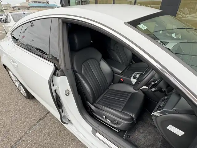 アウディ Ａ７ SB 2.0 TFSI クワトロ S LINE P 石川県 2017(平29)年 6.1万km グレイシアホワイトメタリック 黒革シート/シートヒーター/衝突軽減ブレーキ/アダプティブクルーズコントロール/サイドアシスト/純正ナビ/フルセグＴＶ/バックカメラ/クリアランスソナー/電動リアゲート/ＢＯＳＥサウンド/ＬＥＤライト