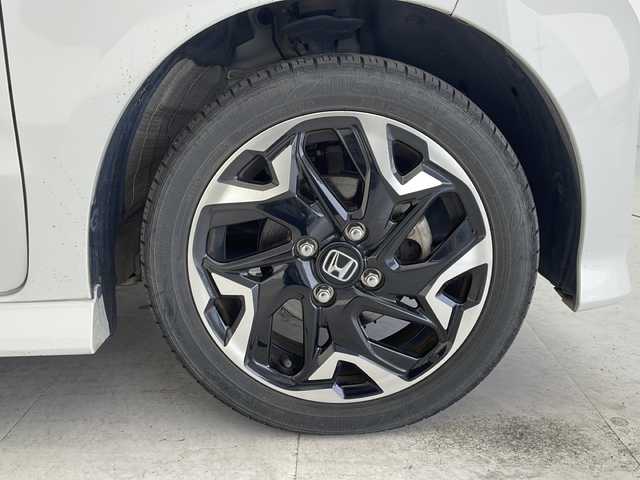 ホンダ Ｎ ＢＯＸ G･Lターボ Hセンシング カッパーブラウンスタイル 愛知県 2018(平30)年 3.2万km プラチナホワイトパール ホンダセンシング/衝突軽減システム/純正８型SDナビ/両側パワースライドドア/レーダークルーズコントロール/フルセグ/CD/DVD/Bluetooth/バックカメラ/コーナーセンサー/純正アルミホイール/LEDヘッドライト/パドルシフト/オートマチックハイビーム/ドライブレコーダー/ETC/ステアリングスイッチ/スマートキー/プッシュスタート