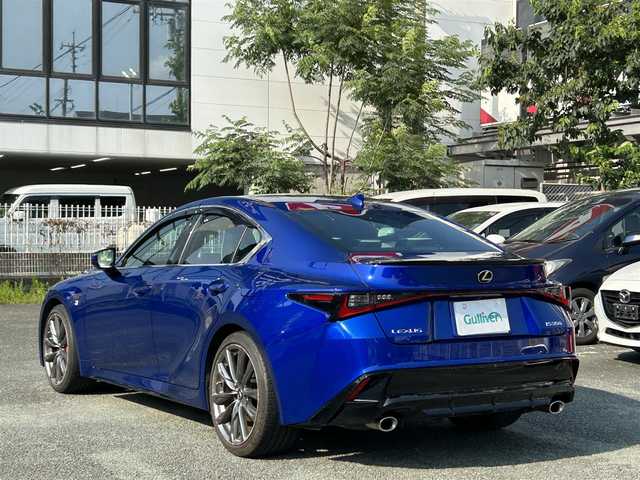 レクサス ＩＳ 350 Fスポーツ 熊本県 2022(令4)年 2.1万km ヒートブルーコントラストレイヤリング サンルーフ/革シート/プッシュスタート/純正ナビ/（CD・DVD・フルセグTV・BTオーディオ・SD）/全方位カメラ/ビルトインETC/純正19インチAW/純正前後オレンジキャリパー/レーダークルーズ/パドルシフト/前席パワーシート・右前席シートメモリー/前席エアーシート・シートヒーター/ステアリングヒーター/LEDヘッドライト/オートライト/前後コーナーセンサー/横滑り防止装置/ウィンカーミラー/純正フロアマット/純正ドアバイザー/新車保証書/取扱説明書/スマートスペアキー×1本/カード型キー×1本