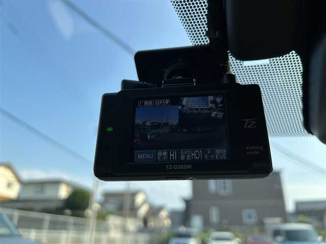 レクサス ＩＳ 350 Fスポーツ 熊本県 2022(令4)年 2.1万km ヒートブルーコントラストレイヤリング サンルーフ/革シート/プッシュスタート/純正ナビ/（CD・DVD・フルセグTV・BTオーディオ・SD）/全方位カメラ/ビルトインETC/純正19インチAW/純正前後オレンジキャリパー/レーダークルーズ/パドルシフト/前席パワーシート・右前席シートメモリー/前席エアーシート・シートヒーター/ステアリングヒーター/LEDヘッドライト/オートライト/前後コーナーセンサー/横滑り防止装置/ウィンカーミラー/純正フロアマット/純正ドアバイザー/新車保証書/取扱説明書/スマートスペアキー×1本/カード型キー×1本
