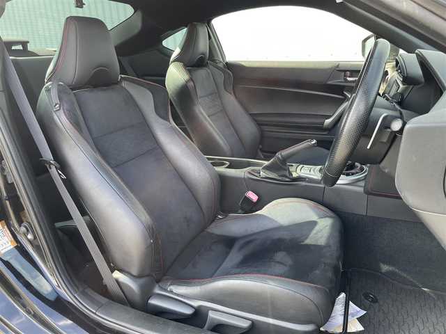 トヨタ ８６ GT リミテッド 福岡県 2013(平25)年 7.5万km クリスタルブラックシリカ ＴＥＩＮ車高調/純正ナビ/バックカメラ/ＴＲＤリアスポイラー/ＨＩＤヘッドライト/フォグランプ/シートヒーター/ＥＴＣ/社外１８アルミ/前後ドラレコ/パドルシフト/スマートキー/プッシュスタート/Wilwoodブレーキキャリパー