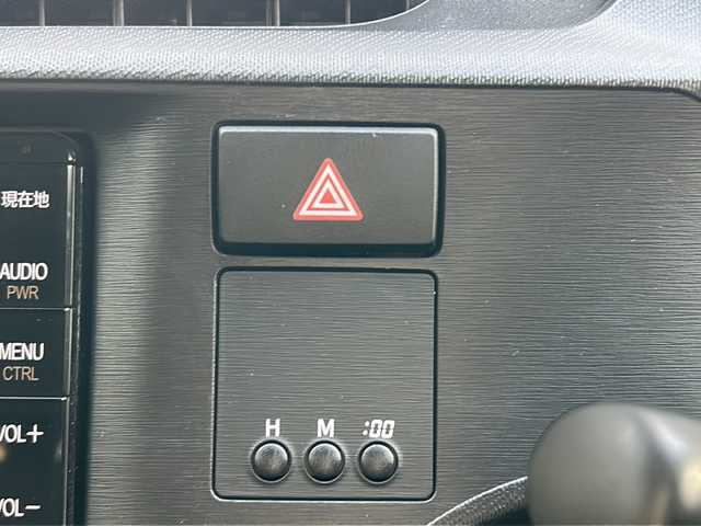 トヨタ アクア S 兵庫県 2015(平27)年 3.8万km ライムホワイトパールクリスタルシャイン 登録時走行距離37768km/純正ナビ/CD/DVD/Bluetooth/フルセグTV/バックカメラ/ETC/スマートキー/エンジンプッシュスタート/オートライト/純正フロアマット/保証書/取説/スペアキー/純正ドアミラーカバー積み込み