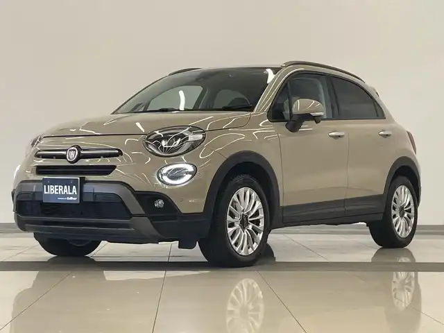 フィアット ５００Ｘ クロス 岡山県 2021(令3)年 2.7万km ベージュ 純正ディスプレイオーディオ/リアカメラ/Bluetooth/アップルカープレイ/アンドロイドオート/レザーシート/シートヒーター/前面衝突警告/車線逸脱警告/ブラインドスポット警告/オートワイパー/自動パーキングブレーキ/オートハイビーム/ウェルカムライト/アダプティブヘッドライト