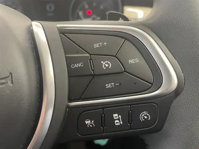 フィアット ５００Ｘ クロス 岡山県 2021(令3)年 2.7万km ベージュ 純正ディスプレイオーディオ/リアカメラ/Bluetooth/アップルカープレイ/アンドロイドオート/レザーシート/シートヒーター/前面衝突警告/車線逸脱警告/ブラインドスポット警告/オートワイパー/自動パーキングブレーキ/オートハイビーム/ウェルカムライト/アダプティブヘッドライト