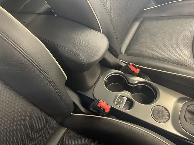 フィアット ５００Ｘ クロス 岡山県 2021(令3)年 2.7万km ベージュ 純正ディスプレイオーディオ/リアカメラ/Bluetooth/アップルカープレイ/アンドロイドオート/レザーシート/シートヒーター/前面衝突警告/車線逸脱警告/ブラインドスポット警告/オートワイパー/自動パーキングブレーキ/オートハイビーム/ウェルカムライト/アダプティブヘッドライト