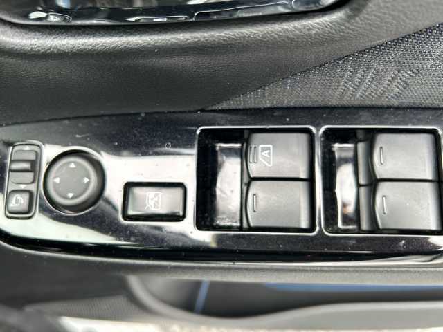 日産 デイズ ハイウェイスターG ターボ 千葉県 2020(令2)年 5.1万km パール ９型ナビ　ＭＭ３２０Ｄ－Ｌ　全方位カメラ　Ｂｔ　ＣＤ　ＤＶＤ　ＥＴＣ　前後ドラレコ　後方コーナーセンサー　アイドリングストップ機能　ドアバイザー　純正１５インチＡＷ　ＬＥＤライト　オートライト