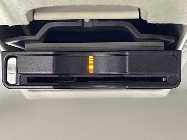 マツダ アテンザ ワゴン XD Lパッケージ 福岡県 2013(平25)年 6万km アルミニウムメタリック 禁煙車/レザーシート/社外SDナビ/(BT/DVD/CD/SD/AUX)/純正19インチAW/フルセグテレビ/バックカメラ/メモリ付きパワーシート/前席シートヒーター/パドルシフト/レーダークルーズコントロール/レーンキープアシスト/ブラインドスポットモニター/オートライト/純正HIDヘッドライト/ビルトインETC/プッシュスタート/チップアップシート/純正フロアマット/フォグランプ