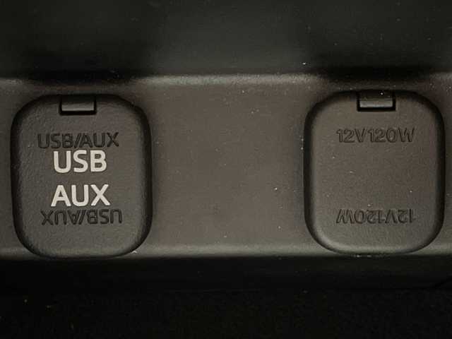 マツダ アテンザ ワゴン XD Lパッケージ 福岡県 2013(平25)年 6万km アルミニウムメタリック 禁煙車/レザーシート/社外SDナビ/(BT/DVD/CD/SD/AUX)/純正19インチAW/フルセグテレビ/バックカメラ/メモリ付きパワーシート/前席シートヒーター/パドルシフト/レーダークルーズコントロール/レーンキープアシスト/ブラインドスポットモニター/オートライト/純正HIDヘッドライト/ビルトインETC/プッシュスタート/チップアップシート/純正フロアマット/フォグランプ