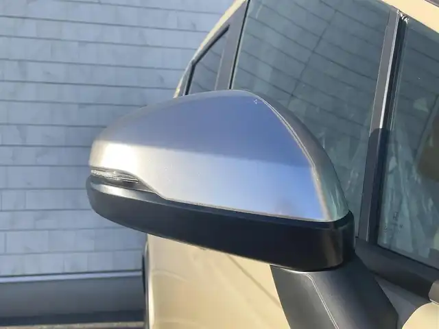 ホンダ フリード ハイブリット e:HEV クロスター 福岡県 2025(令7)年 0.1千km ベージュ 登録済み未使用車/純正9型メモリーナビ(フルセグTV・BT)/バックカメラ/ホンダセンシング/コーナーセンサー/ブラインドスポットインフォメーション/両側パワースライドドア/シートヒーター/リヤクーラー/USBポート/純正LED/純正アルミホイール/プッシュスタート/スマートキー