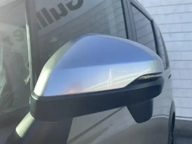 ホンダ フリード ハイブリット e:HEV クロスター 福岡県 2025(令7)年 0.1千km ベージュ 登録済み未使用車/純正9型メモリーナビ(フルセグTV・BT)/バックカメラ/ホンダセンシング/コーナーセンサー/ブラインドスポットインフォメーション/両側パワースライドドア/シートヒーター/リヤクーラー/USBポート/純正LED/純正アルミホイール/プッシュスタート/スマートキー