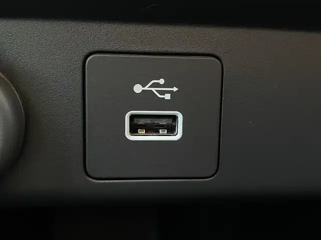 ホンダ フリード ハイブリット e:HEV クロスター 福岡県 2025(令7)年 0.1千km ベージュ 登録済み未使用車/純正9型メモリーナビ(フルセグTV・BT)/バックカメラ/ホンダセンシング/コーナーセンサー/ブラインドスポットインフォメーション/両側パワースライドドア/シートヒーター/リヤクーラー/USBポート/純正LED/純正アルミホイール/プッシュスタート/スマートキー