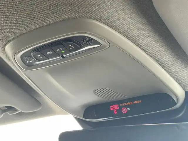 ボルボ ＸＣ４０ T4 モメンタム 山梨県 2020(令2)年 1.9万km 白 ＡＣＣ/パイロット・アシスト/ＬＫＡ/ＢＳ/ＢＬＩＳ/純正ＨＤＤナビ/フルセグＴＶ/ＢＴ/ＡｐｐｌｅＣａｒＰｌａｙ/ＡｎｄｏｒｏｉｄＡｕｔｏ/前席パワーシート/全方位カメラ/前後ドラレコ/ＥＴＣ２．０