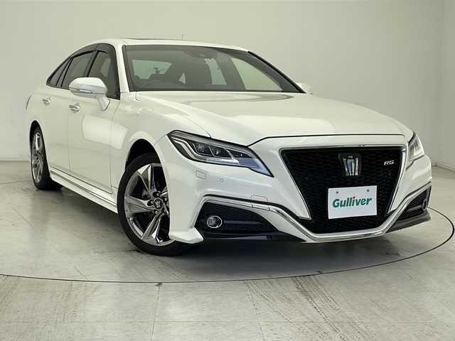 トヨタ クラウン ハイブリッド RS アドバンス 千葉県 2019(令1)年 4.6万km ホワイトパールクリスタルシャイン 純正ナビ/(フルセグ/Bluetooth/AM/FM/CD/SD/USB/AUX)/トヨタセーフティセンス/プリクラッシュセーフティ/レーントレーシングアシスト/ブラインドスポットモニター/クリアランスソナー(前後)/リアクロストラフィックアラート/パーキングサポートブレーキ/ヘッドアップディスプレイ/ロードサインアシスト/レーダークルーズコントロール/バックカメラ/社外ドライブレコーダー(前後)/ワイヤレス充電/シートヒーター(D+N席)/パワーシート(D+N席)/シートメモリー(D席)/ステアリングヒーター/電動チルト＆テレスコピックステアリング/ステアリングスイッチ/サンルーフ/パドルシフト/電動パーキングブレーキ/LEDヘッドライト/フォグランプ/純正ビルトインETC2.0/純正18インチアルミホイール/純正フロアマット/ハーフレザーシート/純正ドアバイザー/革巻きステアリングホイール/電動格納ウィンカーミラー/エアバッグ(W+サイド+カーテン)/プッシュスタート