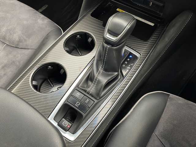 トヨタ クラウン ハイブリッド RS アドバンス 千葉県 2019(令1)年 4.6万km ホワイトパールクリスタルシャイン 純正ナビ/(フルセグ/Bluetooth/AM/FM/CD/SD/USB/AUX)/トヨタセーフティセンス/プリクラッシュセーフティ/レーントレーシングアシスト/ブラインドスポットモニター/クリアランスソナー(前後)/リアクロストラフィックアラート/パーキングサポートブレーキ/ヘッドアップディスプレイ/ロードサインアシスト/レーダークルーズコントロール/バックカメラ/社外ドライブレコーダー(前後)/ワイヤレス充電/シートヒーター(D+N席)/パワーシート(D+N席)/シートメモリー(D席)/ステアリングヒーター/電動チルト＆テレスコピックステアリング/ステアリングスイッチ/サンルーフ/パドルシフト/電動パーキングブレーキ/LEDヘッドライト/フォグランプ/純正ビルトインETC2.0/純正18インチアルミホイール/純正フロアマット/ハーフレザーシート/純正ドアバイザー/革巻きステアリングホイール/電動格納ウィンカーミラー/エアバッグ(W+サイド+カーテン)/プッシュスタート