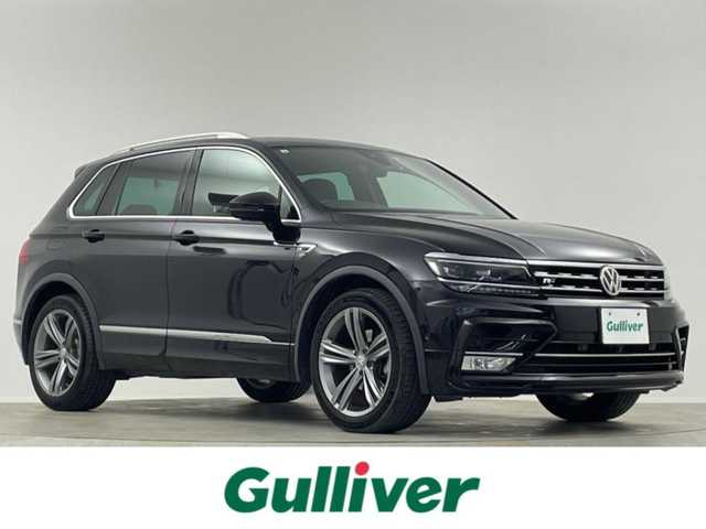 フォルクスワーゲン ティグアン TSI Rライン 埼玉県 2017(平29)年 11.4万km 黒 純正８型ナビ　３６０°　温シート　衝突軽減　レーダークルーズコントロール　ＭＴモード付　ビルトインＥＴＣ　前後ドライブレコーダー　Ｂｌｕｅｔｏｏｔｈ　ＵＳＢ端子　ルーフレール　ＬＥＤヘッドライト 純正19インチアルミ