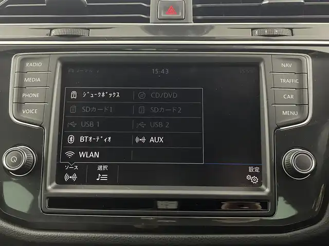 フォルクスワーゲン ティグアン TSI Rライン 埼玉県 2017(平29)年 11.4万km 黒 純正８型ナビ　３６０°　温シート　衝突軽減　レーダークルーズコントロール　ＭＴモード付　ビルトインＥＴＣ　前後ドライブレコーダー　Ｂｌｕｅｔｏｏｔｈ　ＵＳＢ端子　ルーフレール　ＬＥＤヘッドライト 純正19インチアルミ