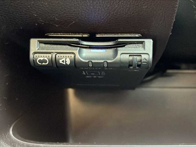 ホンダ Ｎ ＷＧＮ カスタム G ターボパッケージ 山口県 2015(平27)年 10.8万km プレミアムホワイトパール 純正SDナビ【VXM-165VFi】/・CD/DVD/USB/iPod/AM/FM/Bluetooth/フルセグテレビ/ETC/バックカメラ/パドルシフト/純正フロアマット/純正アルミホイール/ハーフレザー/ドアバイザー/ディスチャージヘッドライト/オートライト/フォグランプ/スマートキー/プッシュスタート/クルーズコントロール/横滑り防止装置/衝突被害軽減システム/ダブルサイドエアバッグ/取扱説明書/記録簿