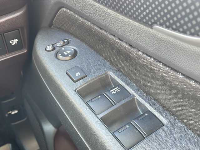 ホンダ Ｎ ＷＧＮ カスタム G ターボパッケージ 山口県 2015(平27)年 10.8万km プレミアムホワイトパール 純正SDナビ【VXM-165VFi】/・CD/DVD/USB/iPod/AM/FM/Bluetooth/フルセグテレビ/ETC/バックカメラ/パドルシフト/純正フロアマット/純正アルミホイール/ハーフレザー/ドアバイザー/ディスチャージヘッドライト/オートライト/フォグランプ/スマートキー/プッシュスタート/クルーズコントロール/横滑り防止装置/衝突被害軽減システム/ダブルサイドエアバッグ/取扱説明書/記録簿