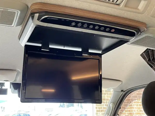 トヨタ ハイエース GL 岩手県 2022(令4)年 1.2万km ホワイトパールクリスタルシャイン フルタイム４ＷＤ/フジカーズジャパン製キャンピングカー　FOCS Ds Lスタイル　６人乗り/１０５Ａサブバッテリー　外部１００Ｖ充電装置　走行充電システム １２Ｖ２０Ａバッテリーチャージャー　電圧計/ＤＣ－ＡＣインバーター　/冷蔵庫/１０Ｌ給排水ポリタンク付きシンク・蛇口/100Vコンセント/カセットコンロ積み込み/グラスウール・スタイロフォーム断熱処理/遮光カーテン/脱着式センターテーブル/パノラミックビューモニター/パワースライドドア/XRTONSフリップダウンモニター/トヨタセーフティセンス/プリクラッシュセーフティ/レーンディパーチャーアラート/オートマチックハイビーム/クリアランスソナー/パーキングサポートブレーキ/デジタルインナーミラー/横滑り防止装置/MTモード付AT/ストラーダーフローティングナビ/ドライブレコーダー/ETC/LEDヘッドライト/LEDフォグライト/15インチスチールホイール/純正ホイールキャップ