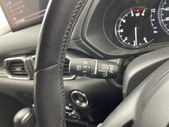 マツダ ＣＸ－８ XD Lパッケージ 熊本県 2022(令4)年 2.1万km プラチナクォーツメタリック ワンオーナー/純正ナビ（ラジオ・BT・フルセグTV ）/Apple Car Play/Android Auto/全方位カメラ 　/スマートシティーブレーキサポート/ブラインドスポットモニタリング/レーンキープアシストシステム/速度標識警報/舎監認知支援システム/車線逸脱警報/オートハイビーム/ETC/USB入力端子/前後ドライブレコーダー/レザーシート/前席パワーシート/1/2列目シートヒーター/前席エアーシート/ステアリングヒーター /レーダークルーズコントロール/ヘッドアップディスプレイ /電動リアゲート /電動格納ミラー/ミラーウィンカー/スペアキー×1/純正19インチアルミ