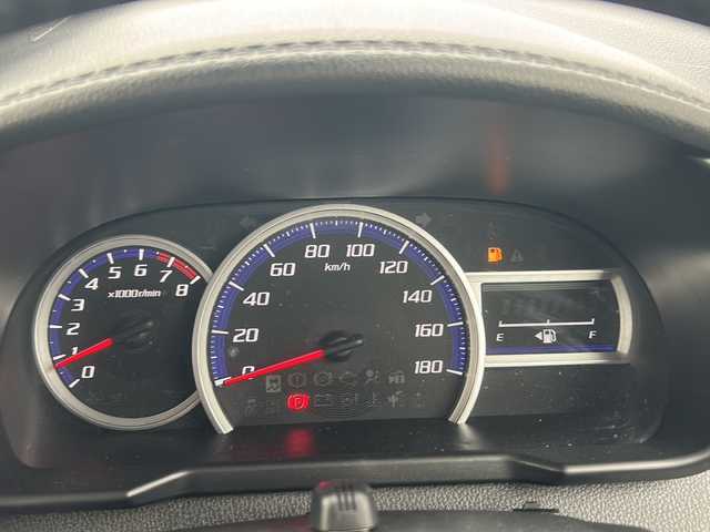 トヨタ タンク カスタムG－T 沖縄県 2017(平29)年 2.8万km プラムブラウンパールクリスタルシャイン 純正ナビ　/（ＡＭ／ＦＭ／ＣＤ／ＤＶＤ／ＢＴ）　/フルセグＴＶ　/バックモニター　/両側パワスラ　/衝突軽減　/コーナーセンサー　/クルーズコントロール　/シートヒーター　/ＬＥＤヘッドライト　/ＥＴＣ/横滑り防止/オートライト/スマートキー/純正フロアマット/純正15AW/アイドリングストップ