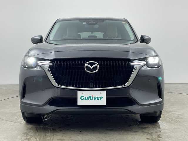 マツダ ＣＸ－６０ 25S Lパッケージ 兵庫県 2023(令5)年 1.3万km マシーングレープレミアムM ・シースルービューパッケージ/３６０°ビュー・モニター（シースルービュー）＋ワイヤレス接続機能　ＡｐｐｌｅＣａｒＰｌａｙ対応＋１２．３インチセンターディスプレイ＋ワイヤレス充電（Ｑｉ）/・マイコックピットパッケージ/電動チルト＆テレスコピックステアリング（ドライビングポジションメモリー機能連動）＋ドライバーパーソナライズ（自動設定復元）＋１２．３インチフル液晶メーター（ＴＦＴカラー）/・i-ACTIVSENSE/・車線逸脱警報システム/・AT誤発進抑制制御/・後側方車両検知/・衝突二次被害システム/・トラクションコントロールシステム/・フロントリアパーキングセンサー/・緊急時車線維持支援/・ブラインドスポットモニタリング/・前側方接近車両検知/・交通標識認識システム/・レーダークルーズコントロール/・ドライバー異常時対応システム/・ドライバーモニタリング/・ブレーキアシスト/・エマージェンシーシグナルシステム/・レーンキープアシスト/・HDMI/・革シート/・全席シートヒーター/・ヘッドアップディスプレイ/・置くだけ充電/・ステアリングヒーター/・電動リアゲート/・純正20インチアルミ/・ETC/・LED