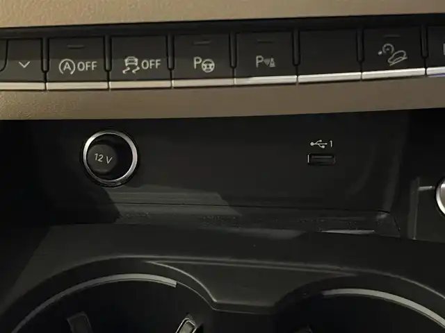 アウディ Ａ４ オールロードクワトロ 宮城県 2021(令3)年 2.6万km クワンタムグレー ラグジュアリーパッケージ/パークアシストパッケージ/バーチャルコックピット/MMIナビゲーションシステム/全方位カメラ/ベージュレザーシート/シートヒーター/メモリ機能付きパワーシート/マトリクスLEDヘッドライト/アドバンストキー/パワーバックドア/ルーフレール/純正18インチAW/ドライブレコーダー/ETC2.0車載器