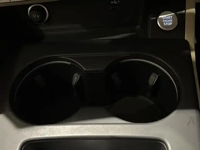 アウディ Ａ４ オールロードクワトロ 宮城県 2021(令3)年 2.6万km クワンタムグレー ラグジュアリーパッケージ/パークアシストパッケージ/バーチャルコックピット/MMIナビゲーションシステム/全方位カメラ/ベージュレザーシート/シートヒーター/メモリ機能付きパワーシート/マトリクスLEDヘッドライト/アドバンストキー/パワーバックドア/ルーフレール/純正18インチAW/ドライブレコーダー/ETC2.0車載器