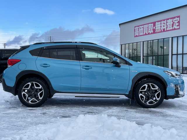 スバル ＸＶ ハイブリッド アドバンス 道央・札幌 2019(平31)年 5.8万km ラグーンブルーP ４WD/ワンオーナー/純正ディーラーOPナビ/CD/DVD/BT/USB/SD/フルセグTV/アイサイト/衝突被害軽減ブレーキ/横滑り防止装置/レーダークルーズコントロール/レーンキープアシスト/リアパーキングセンサー/ブラインドスポットモニター/サイドカメラ/ETC/X-MODE/SI-DRIVE/ECO-C/前席パワーシート/ハーフレザーシート/革巻きステアリング/ステアリングリモコン/パドルシフト/SRH/電動パーキング/オートブレーキホールド/プッシュスタート/スマートキー/LEDヘッドライト/オートライト/フォグランプ/電動格納ミラー/ヒーテッドドアミラー/ウィンカーミラー/純正フロアマット/ドアバイザー