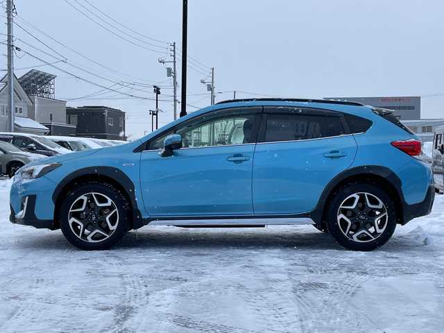 スバル ＸＶ ハイブリッド アドバンス 道央・札幌 2019(平31)年 5.8万km ラグーンブルーP ４WD/ワンオーナー/純正ディーラーOPナビ/CD/DVD/BT/USB/SD/フルセグTV/アイサイト/衝突被害軽減ブレーキ/横滑り防止装置/レーダークルーズコントロール/レーンキープアシスト/リアパーキングセンサー/ブラインドスポットモニター/サイドカメラ/ETC/X-MODE/SI-DRIVE/ECO-C/前席パワーシート/ハーフレザーシート/革巻きステアリング/ステアリングリモコン/パドルシフト/SRH/電動パーキング/オートブレーキホールド/プッシュスタート/スマートキー/LEDヘッドライト/オートライト/フォグランプ/電動格納ミラー/ヒーテッドドアミラー/ウィンカーミラー/純正フロアマット/ドアバイザー