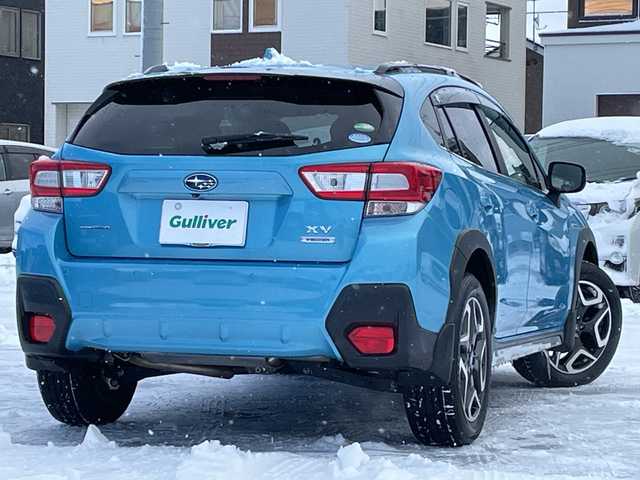 スバル ＸＶ ハイブリッド アドバンス 道央・札幌 2019(平31)年 5.8万km ラグーンブルーP ４WD/ワンオーナー/純正ディーラーOPナビ/CD/DVD/BT/USB/SD/フルセグTV/アイサイト/衝突被害軽減ブレーキ/横滑り防止装置/レーダークルーズコントロール/レーンキープアシスト/リアパーキングセンサー/ブラインドスポットモニター/サイドカメラ/ETC/X-MODE/SI-DRIVE/ECO-C/前席パワーシート/ハーフレザーシート/革巻きステアリング/ステアリングリモコン/パドルシフト/SRH/電動パーキング/オートブレーキホールド/プッシュスタート/スマートキー/LEDヘッドライト/オートライト/フォグランプ/電動格納ミラー/ヒーテッドドアミラー/ウィンカーミラー/純正フロアマット/ドアバイザー